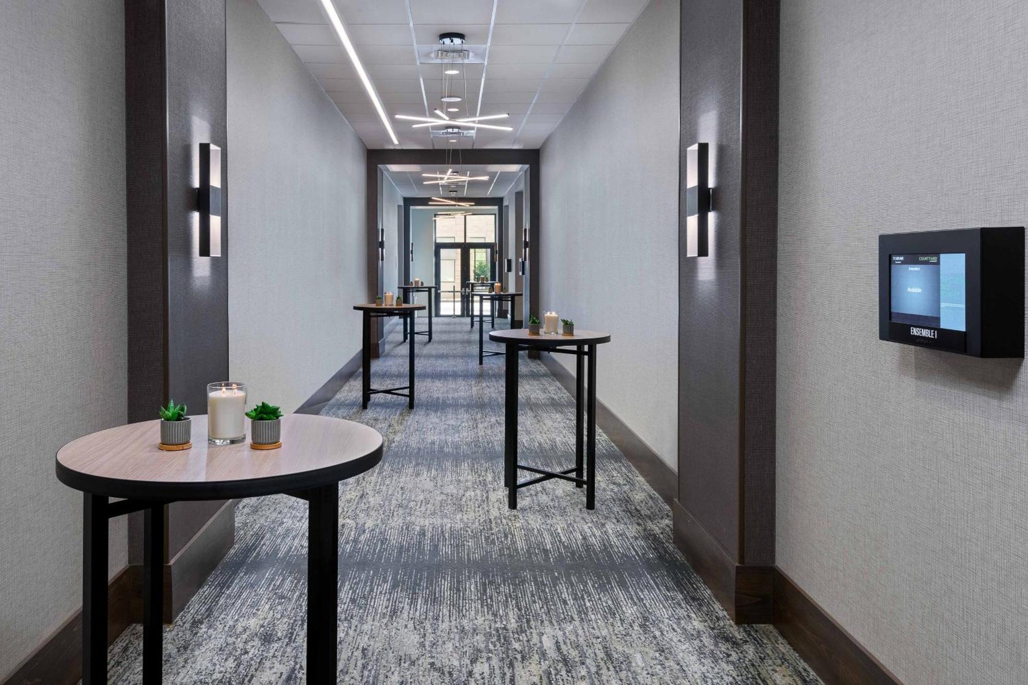 Courtyard By Marriott Atlanta Midtown Ξενοδοχείο Εξωτερικό φωτογραφία