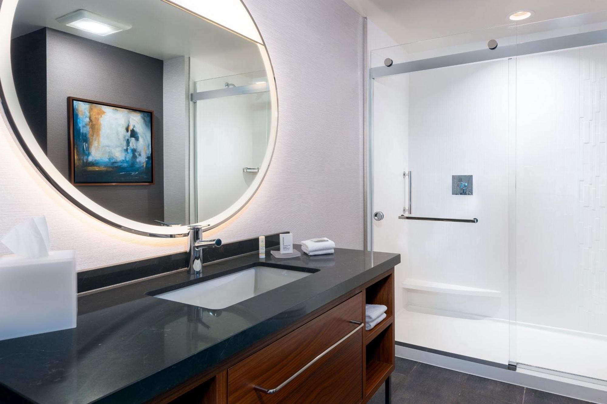 Courtyard By Marriott Atlanta Midtown Ξενοδοχείο Εξωτερικό φωτογραφία