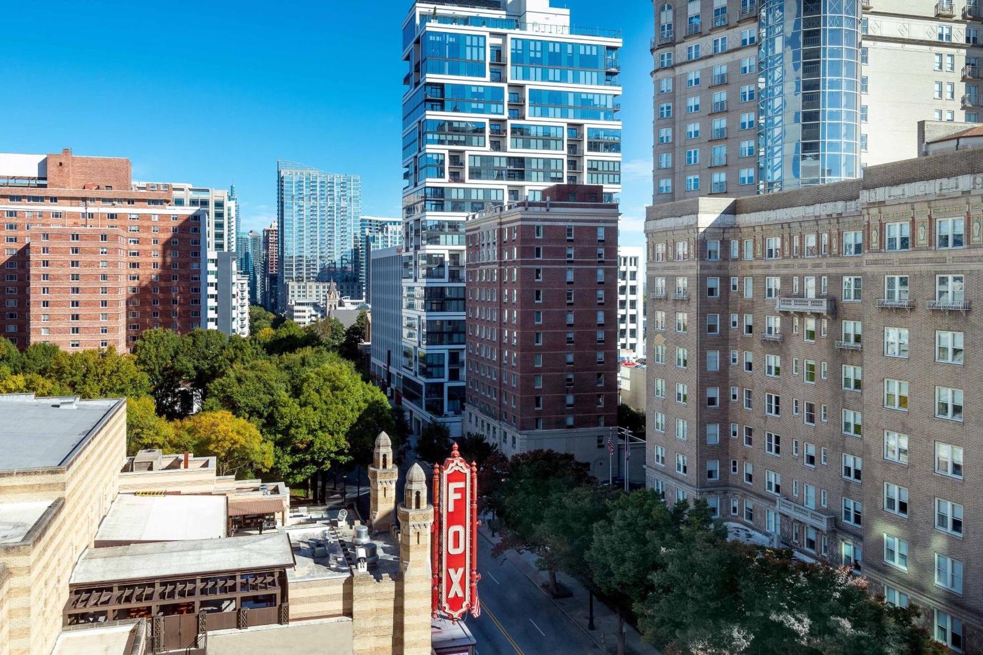 Courtyard By Marriott Atlanta Midtown Ξενοδοχείο Εξωτερικό φωτογραφία